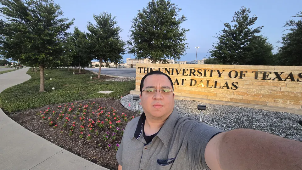 Selfie at the University of Texas at Dallas sign