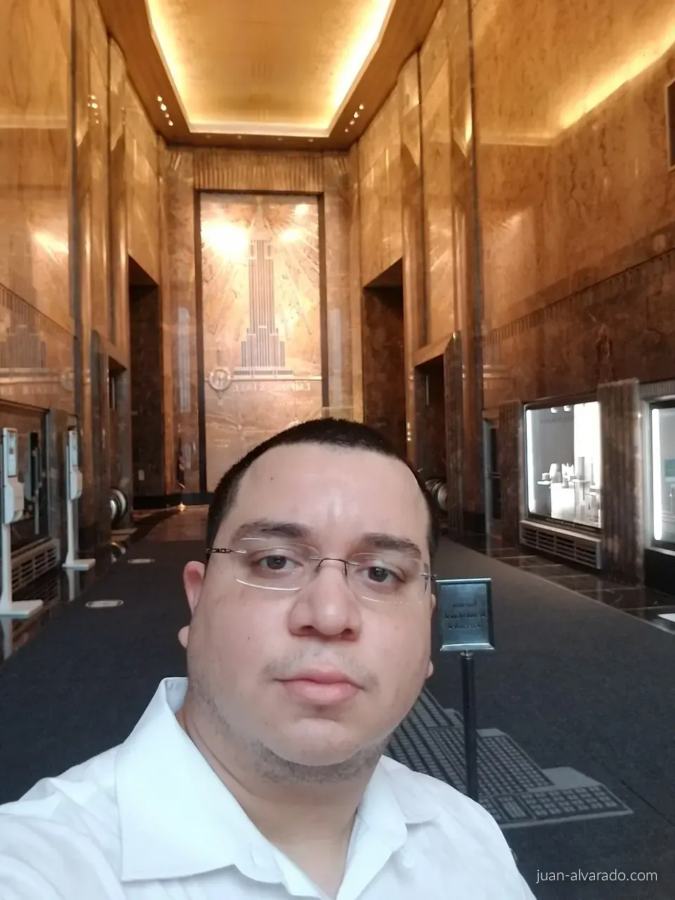 Selfie in the Empire State Building lobby